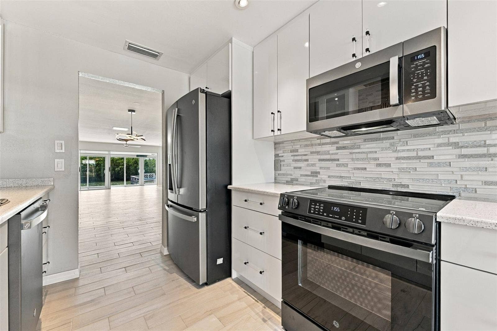 452 BOCA CIEGA POINT BOULEVARD S, St Petersburg, FL 33708