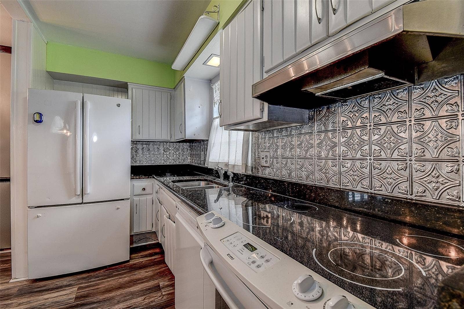 6359 4TH AVENUE S, St Petersburg, FL 33707