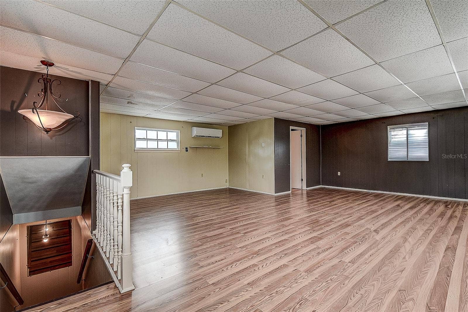 Upstairs Bonus Room! HUGE!