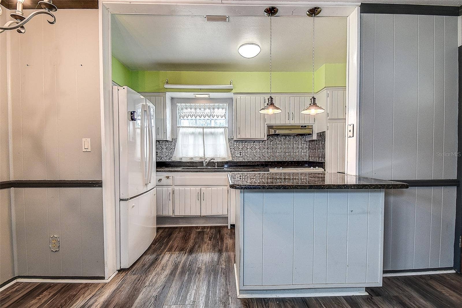 Kitchen Entry