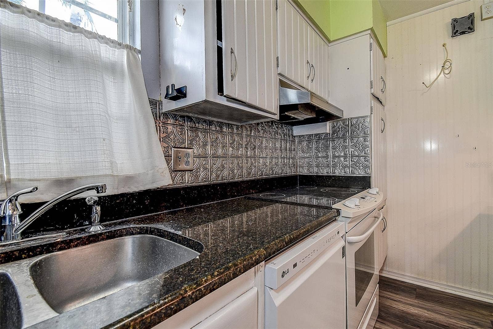 6359 4TH AVENUE S, St Petersburg, FL 33707