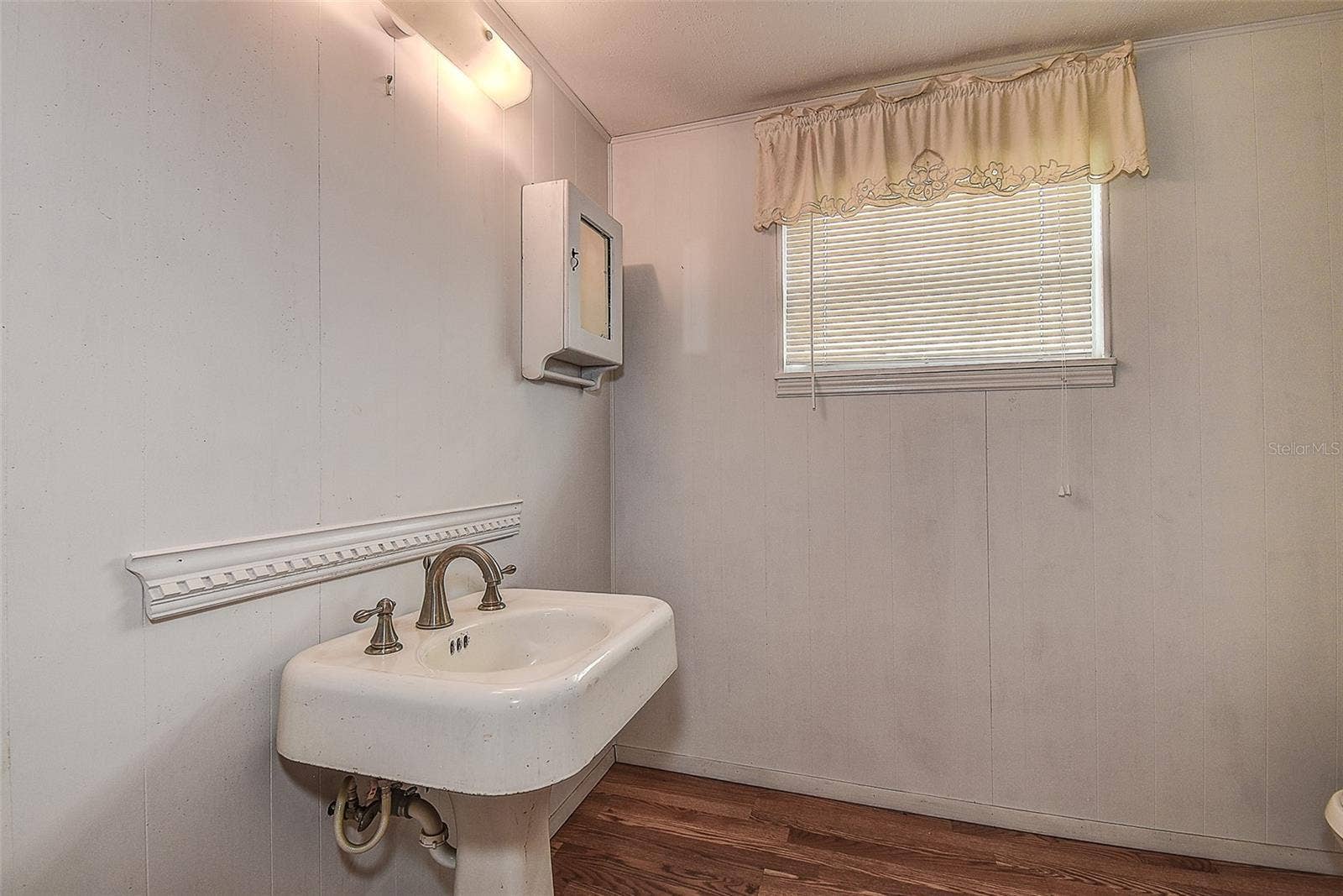 Bathroom 3 Upstairs
