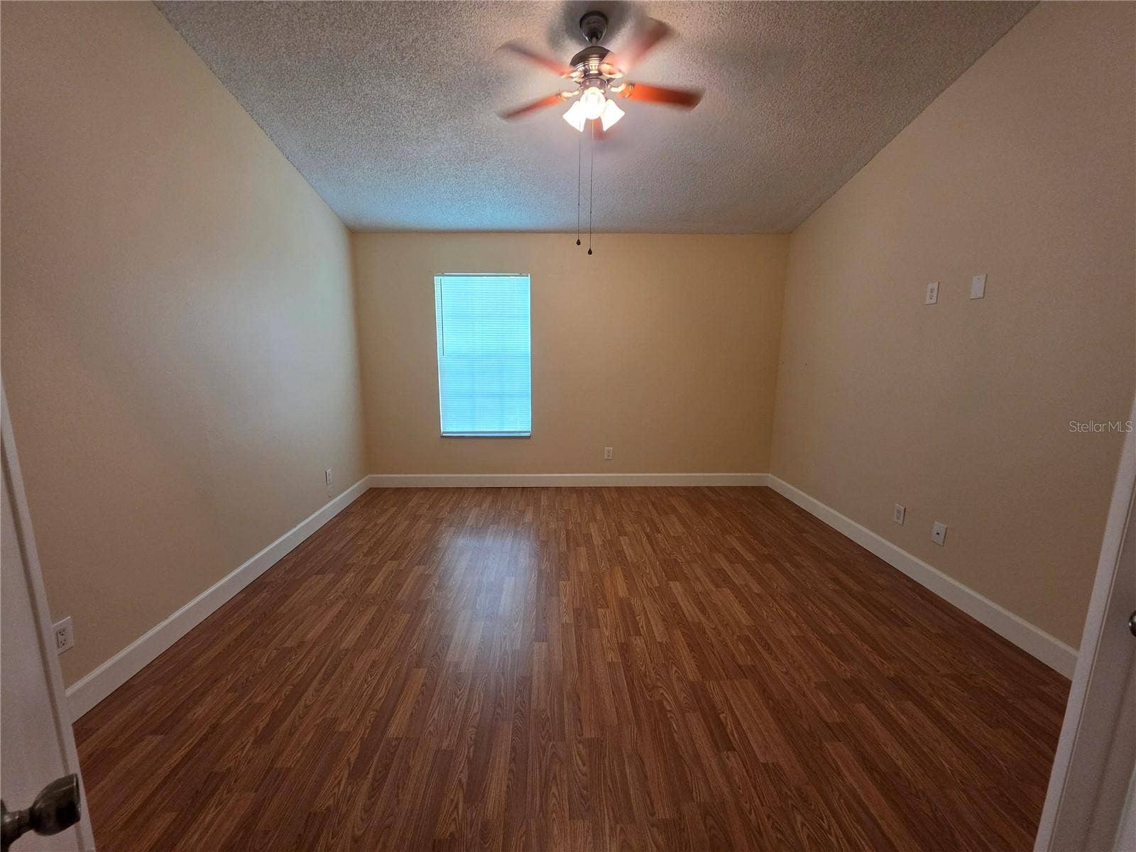 3321 W WYOMING CIRCLE, Tampa, FL 33611