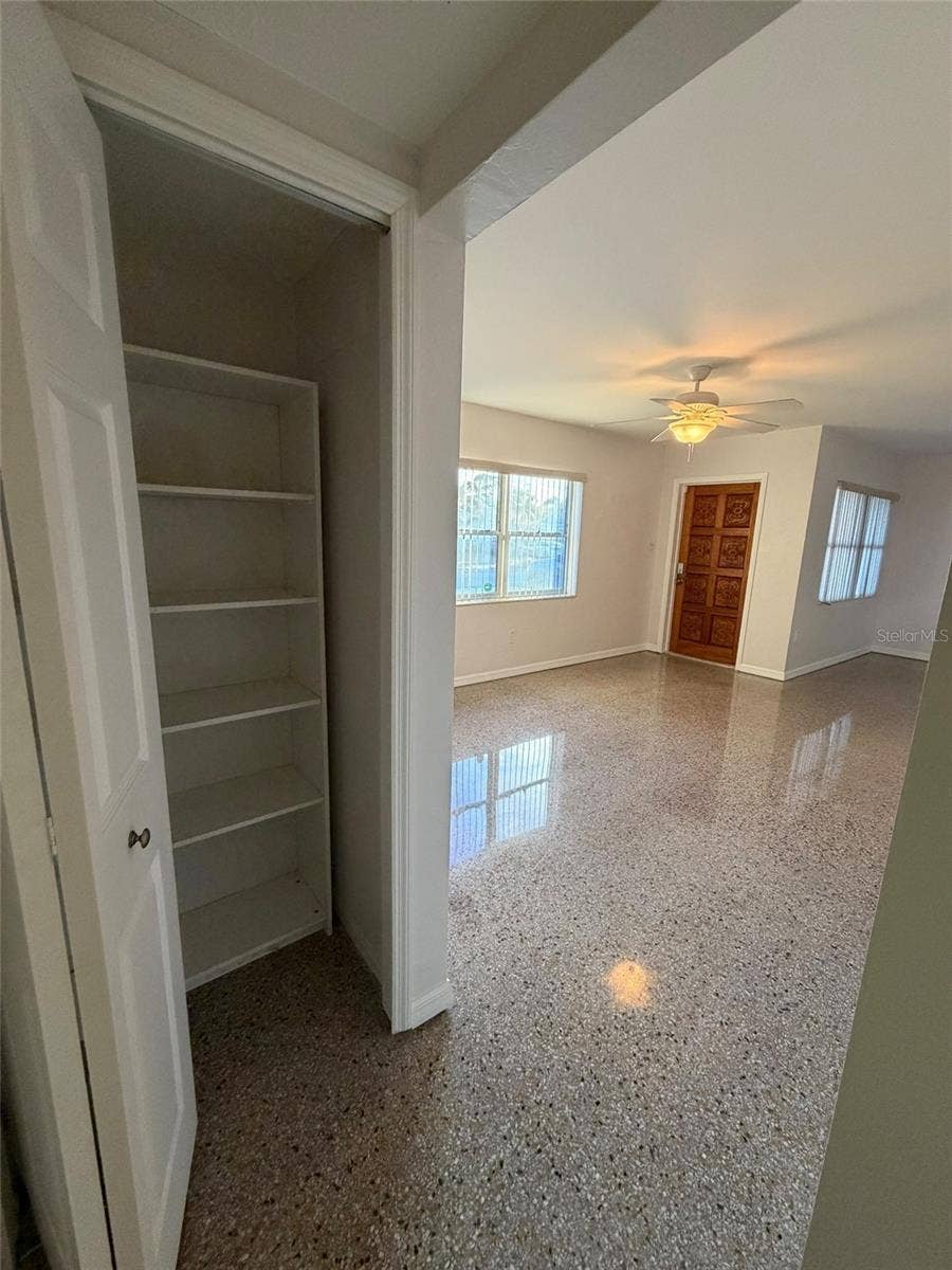5849 44TH AVENUE N, St Petersburg, FL 33709