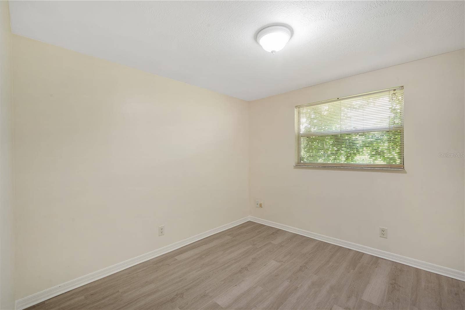 1206 E IDA STREET, Tampa, FL 33603