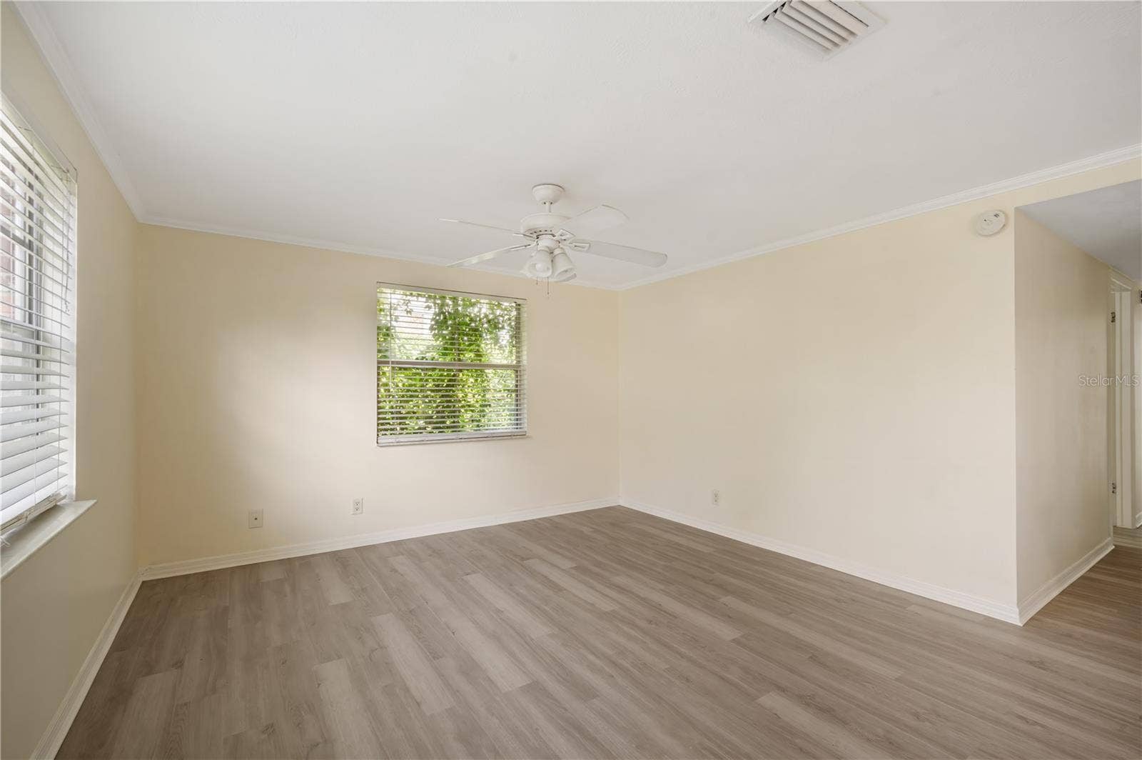 1206 E IDA STREET, Tampa, FL 33603