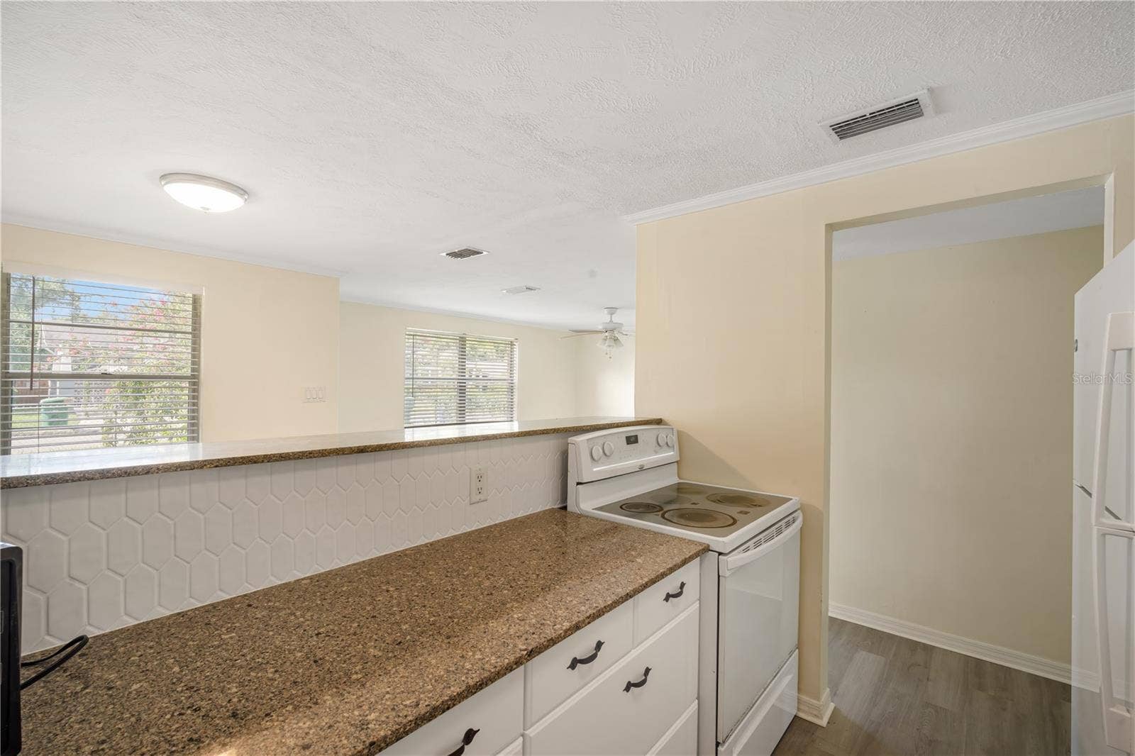 1206 E IDA STREET, Tampa, FL 33603