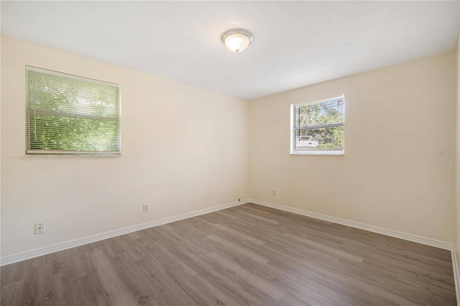 1206 E IDA STREET, Tampa, FL 33603