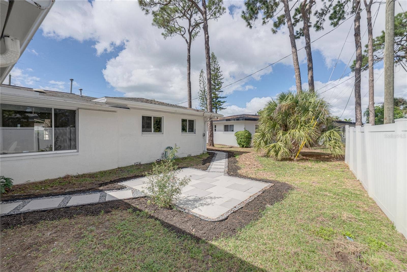 1302 ROBIN ROAD S, St Petersburg, FL 33707 1302 ROBIN ROAD S, St Petersburg, FL 33707