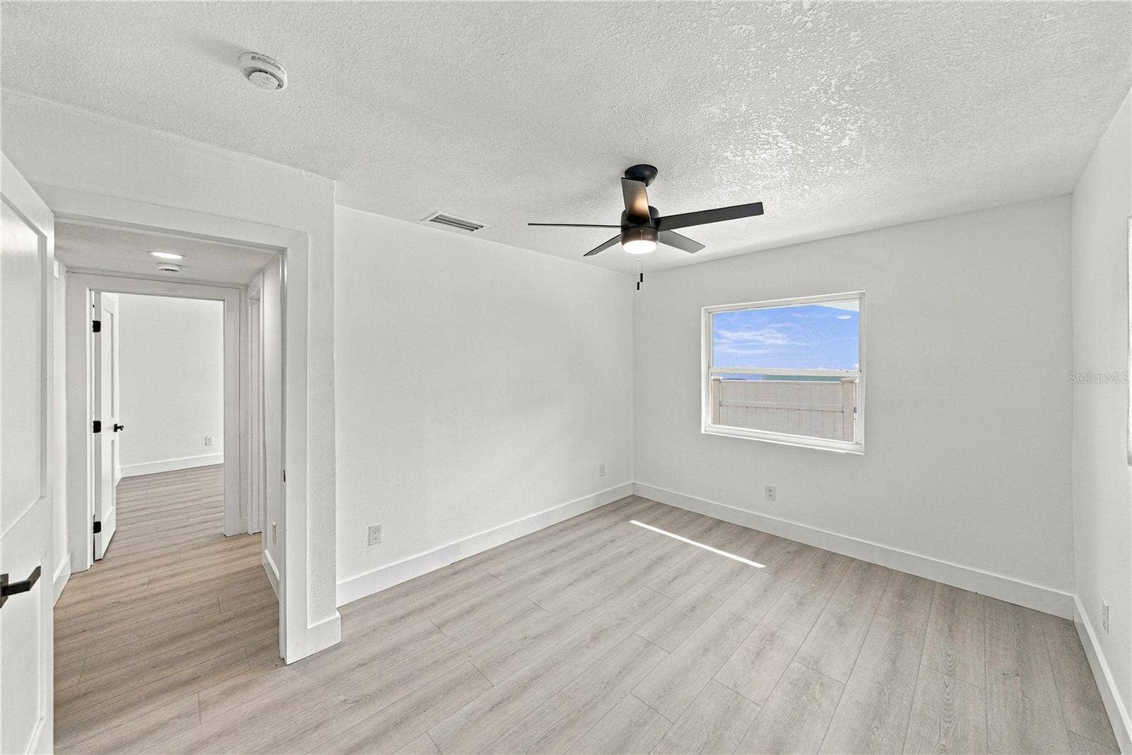 1302 ROBIN ROAD S, St Petersburg, FL 33707 1302 ROBIN ROAD S, St Petersburg, FL 33707