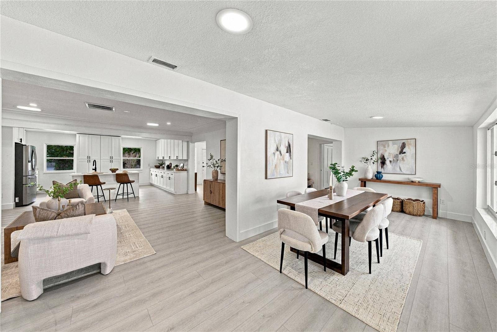 1302 ROBIN ROAD S, St Petersburg, FL 33707 1302 ROBIN ROAD S, St Petersburg, FL 33707