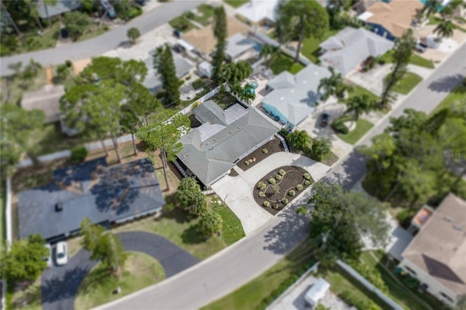 1302 ROBIN ROAD S, St Petersburg, FL 33707 1302 ROBIN ROAD S, St Petersburg, FL 33707