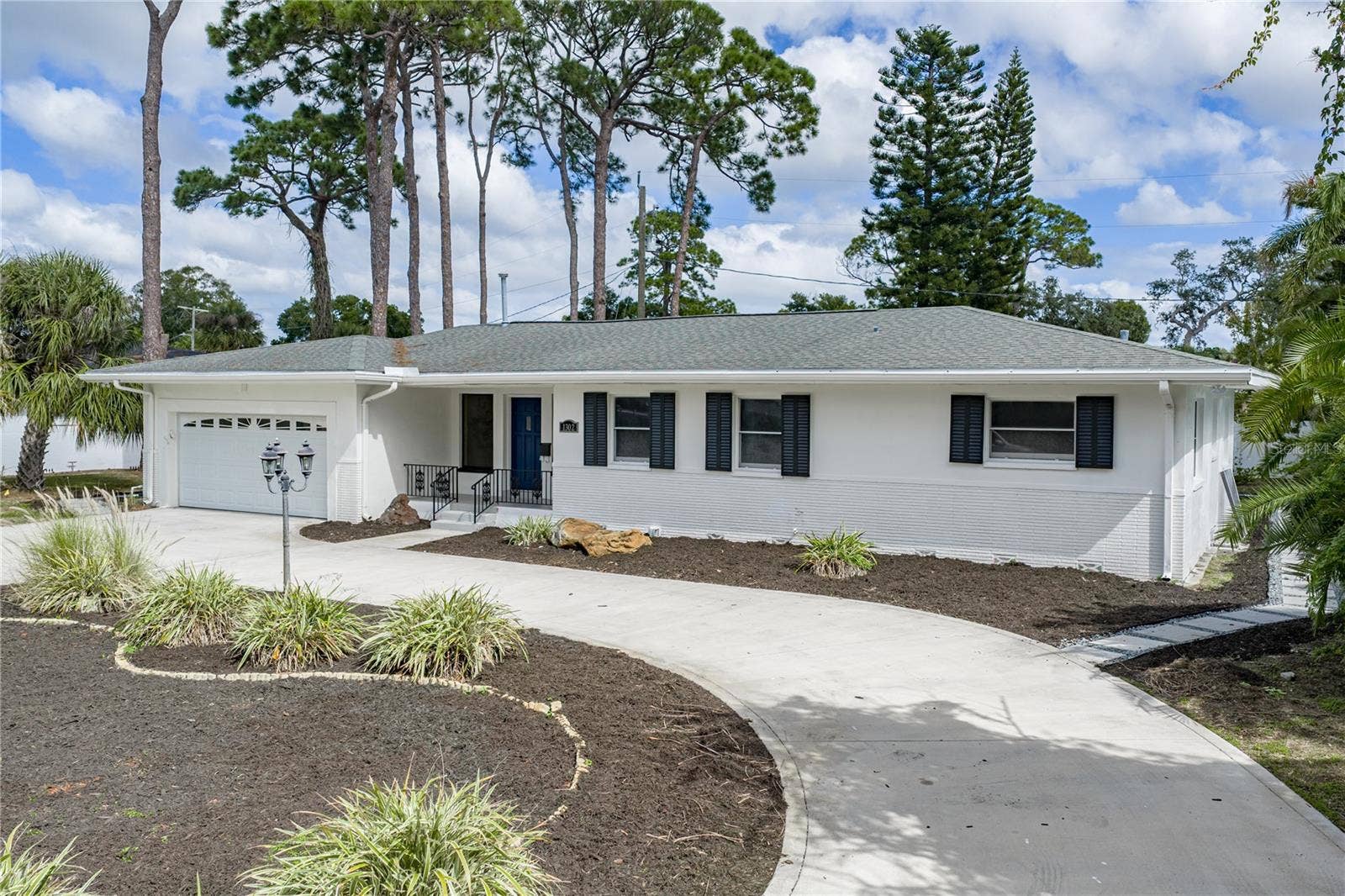 1302 ROBIN ROAD S, St Petersburg, FL 33707 1302 ROBIN ROAD S, St Petersburg, FL 33707