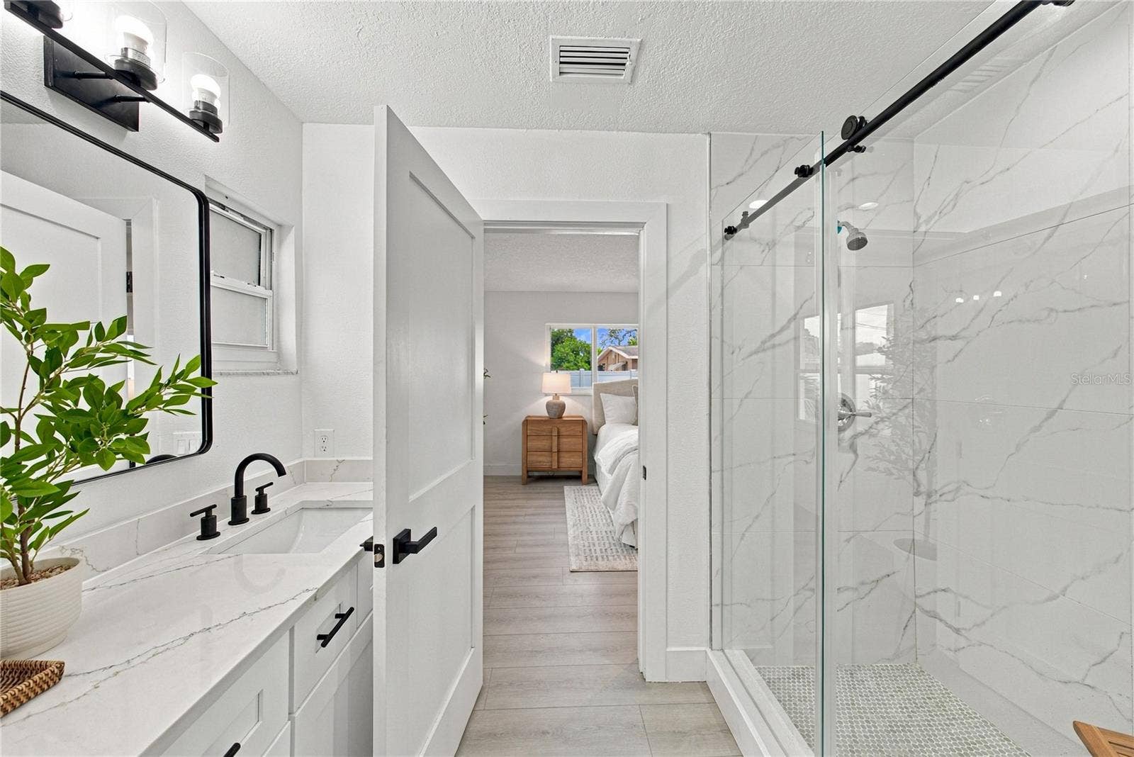 1302 ROBIN ROAD S, St Petersburg, FL 33707 1302 ROBIN ROAD S, St Petersburg, FL 33707