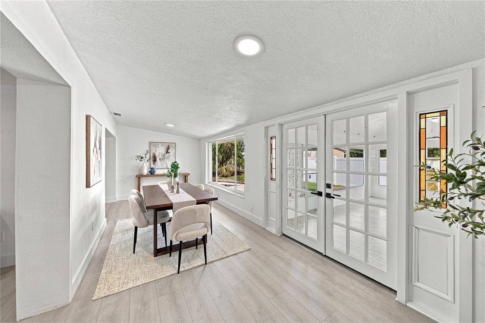 1302 ROBIN ROAD S, St Petersburg, FL 33707 1302 ROBIN ROAD S, St Petersburg, FL 33707