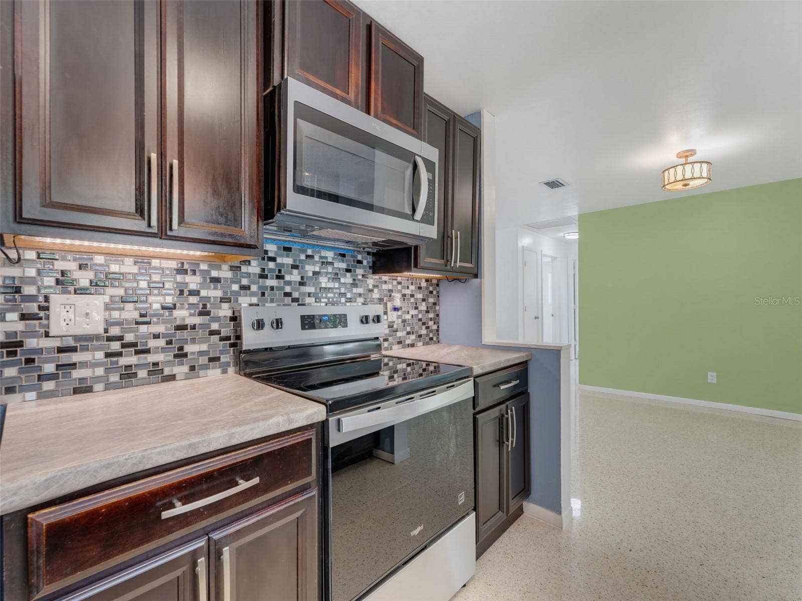 2373 FOREST DRIVE, Clearwater, FL 33763 2373 FOREST DRIVE, Clearwater, FL 33763