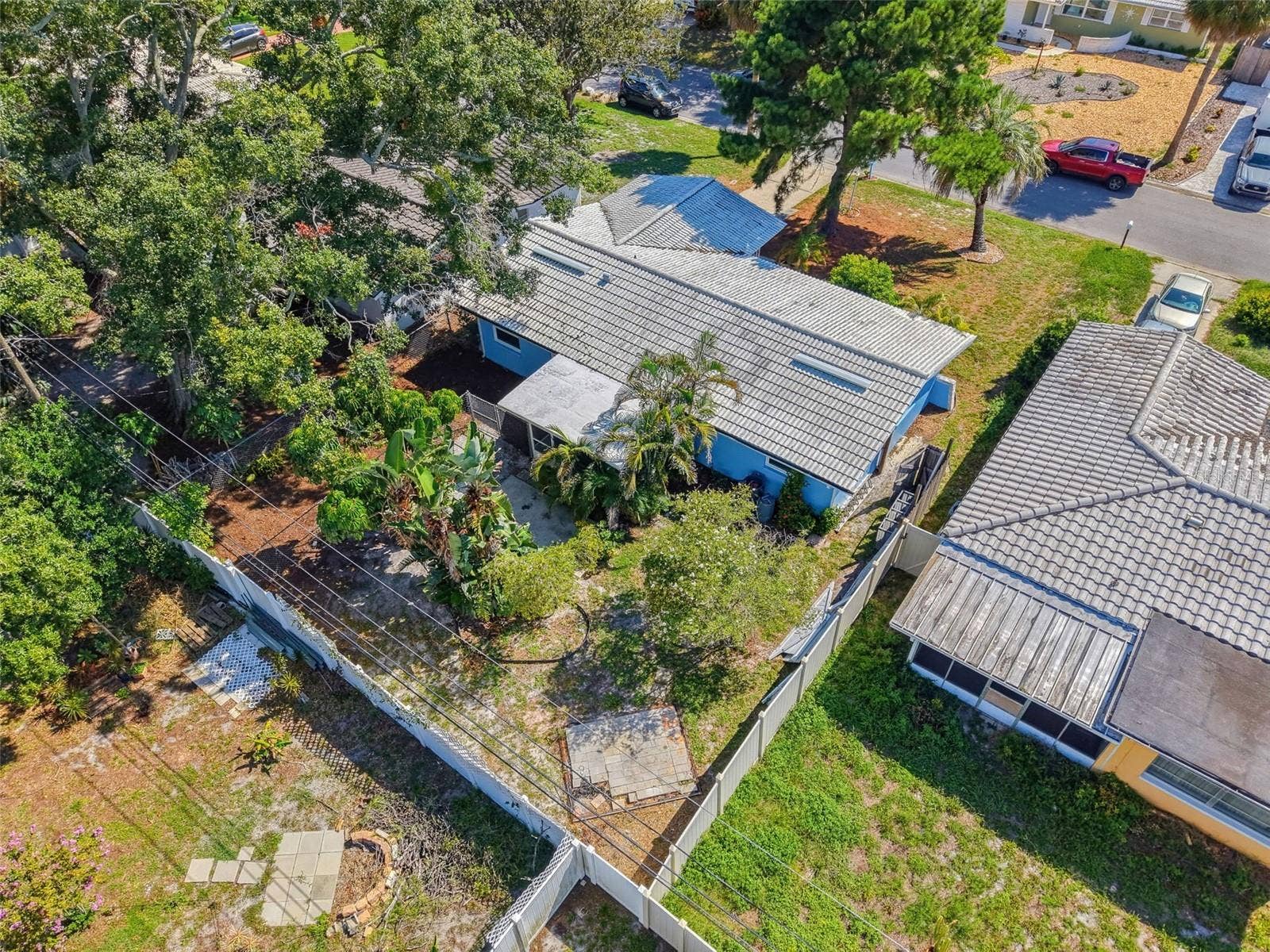 2373 FOREST DRIVE, Clearwater, FL 33763 2373 FOREST DRIVE, Clearwater, FL 33763