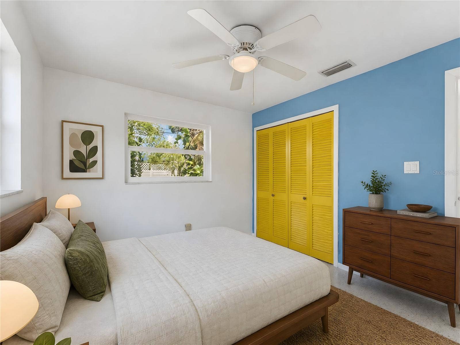 2373 FOREST DRIVE, Clearwater, FL 33763 2373 FOREST DRIVE, Clearwater, FL 33763