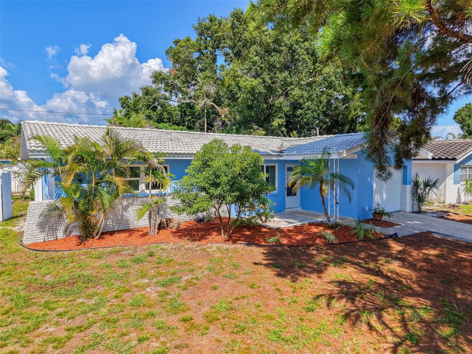 2373 FOREST DRIVE, Clearwater, FL 33763 2373 FOREST DRIVE, Clearwater, FL 33763