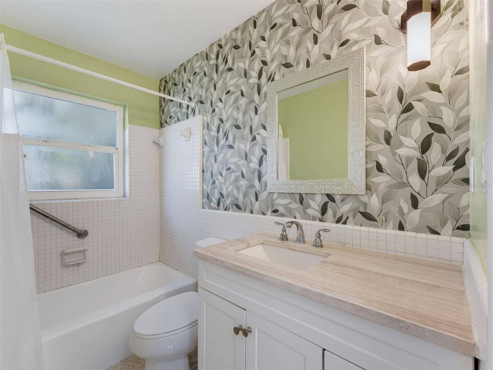 2373 FOREST DRIVE, Clearwater, FL 33763 2373 FOREST DRIVE, Clearwater, FL 33763