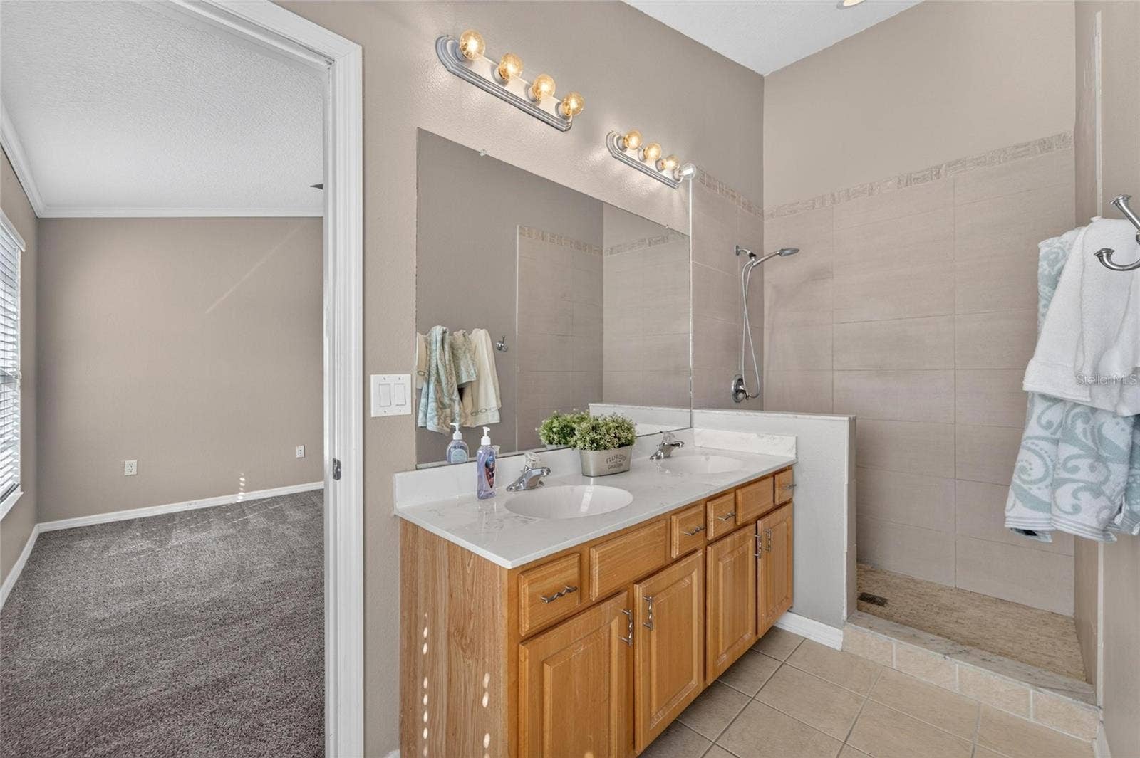 17049 DORMAN ROAD, Lithia, FL 33547