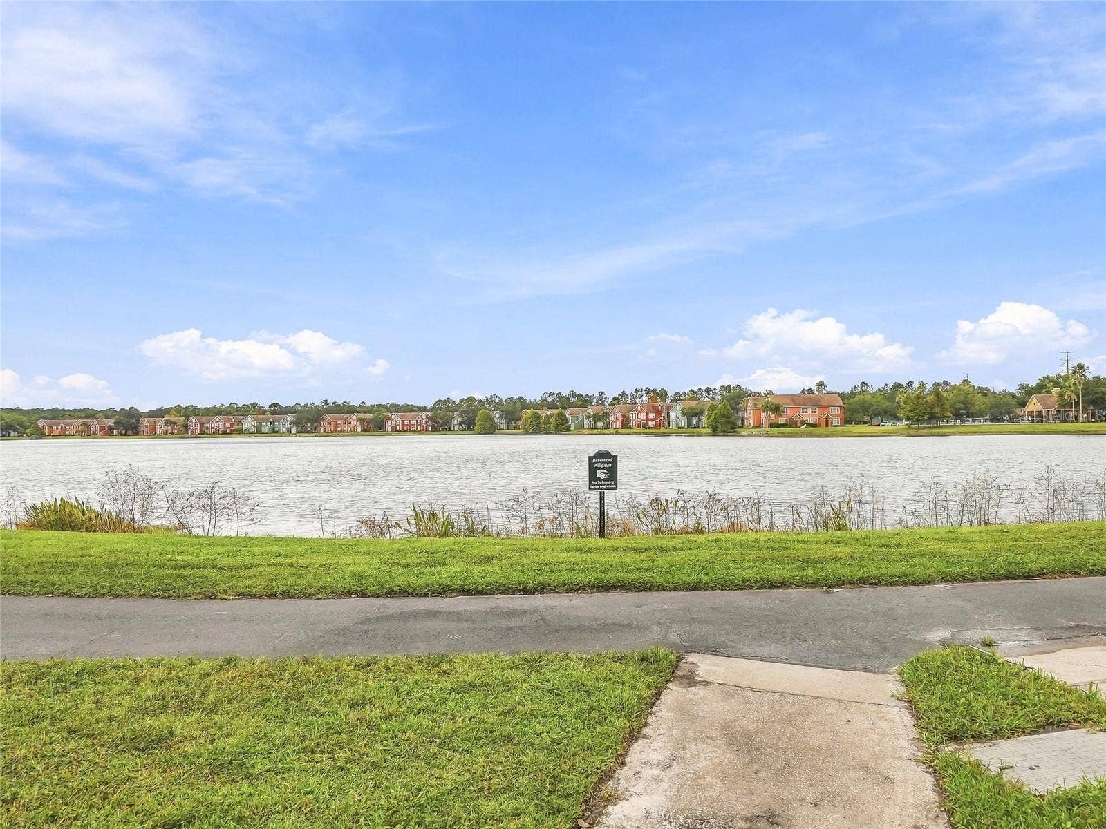 9746 LAKE CHASE ISLAND WAY, Tampa, FL 33626