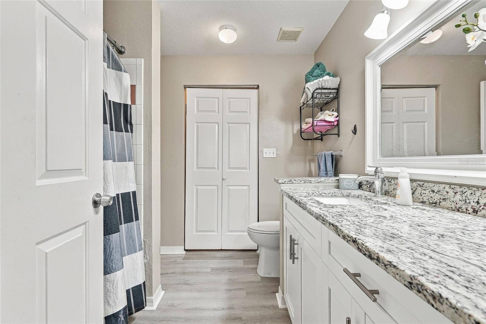 9746 LAKE CHASE ISLAND WAY, Tampa, FL 33626