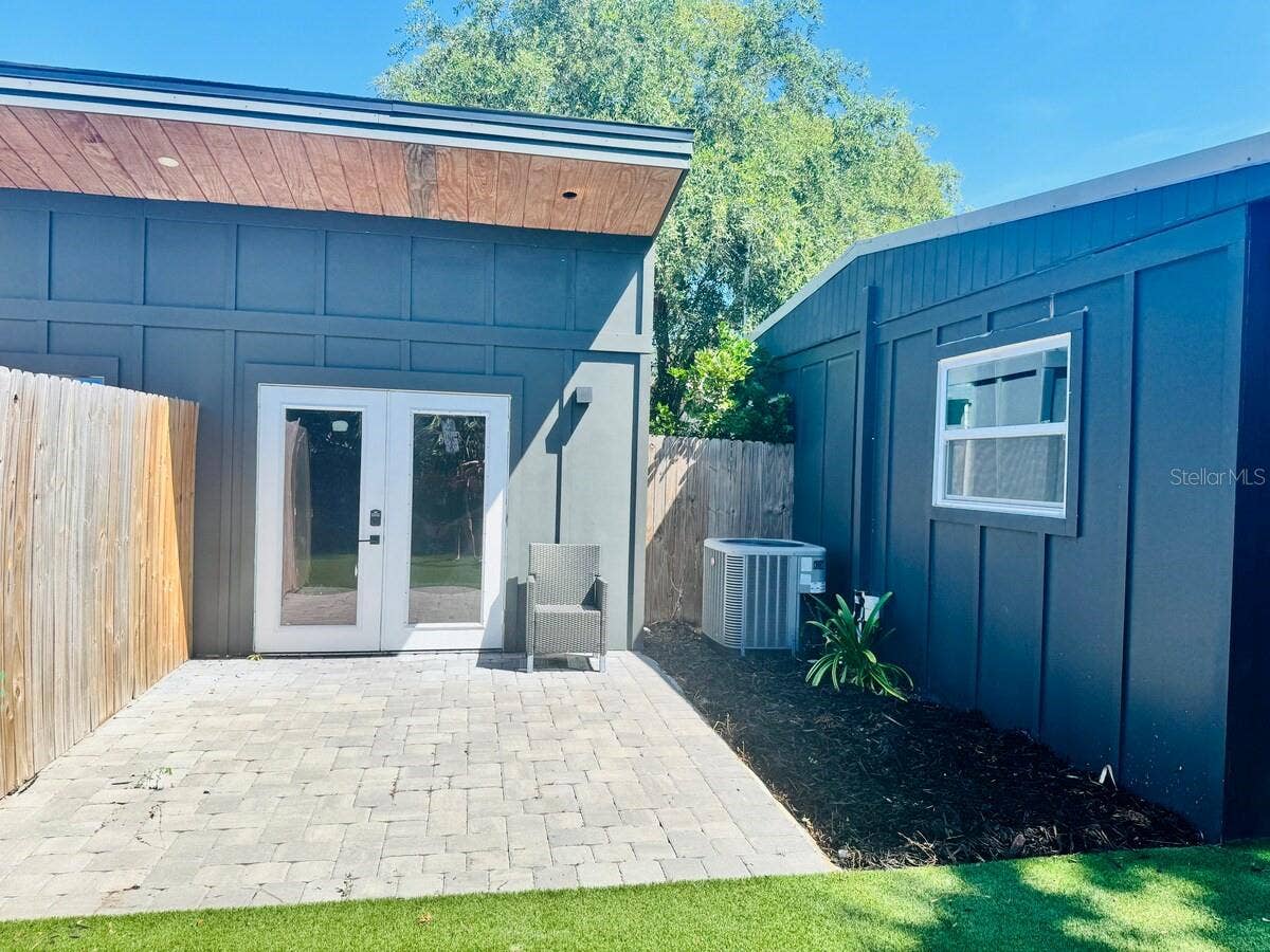 4211 S DREXEL AVENUE, Tampa, FL 33611 4211 S DREXEL AVENUE, Tampa, FL 33611