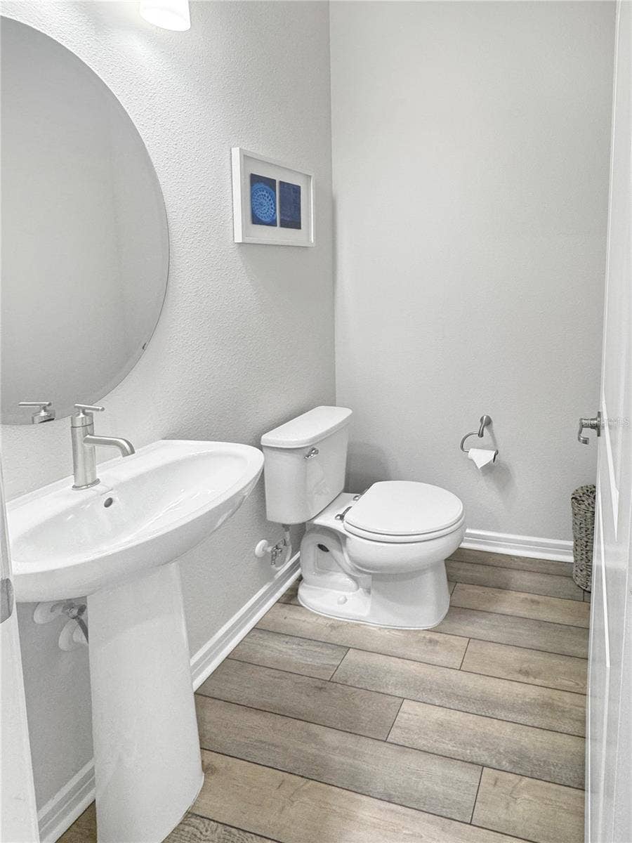 11232 BEACH WALK WAY NE, St Petersburg, FL 33716 2nd bath