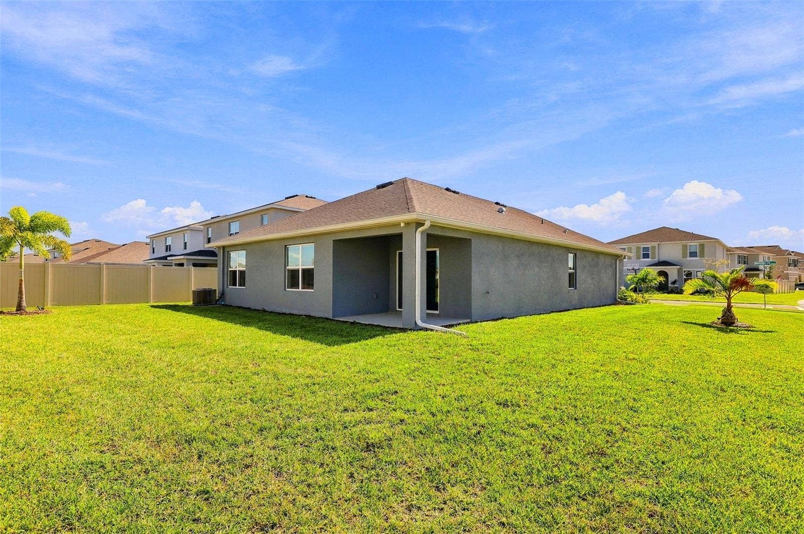 18105 METADO DRIVE, Bradenton, FL 34211