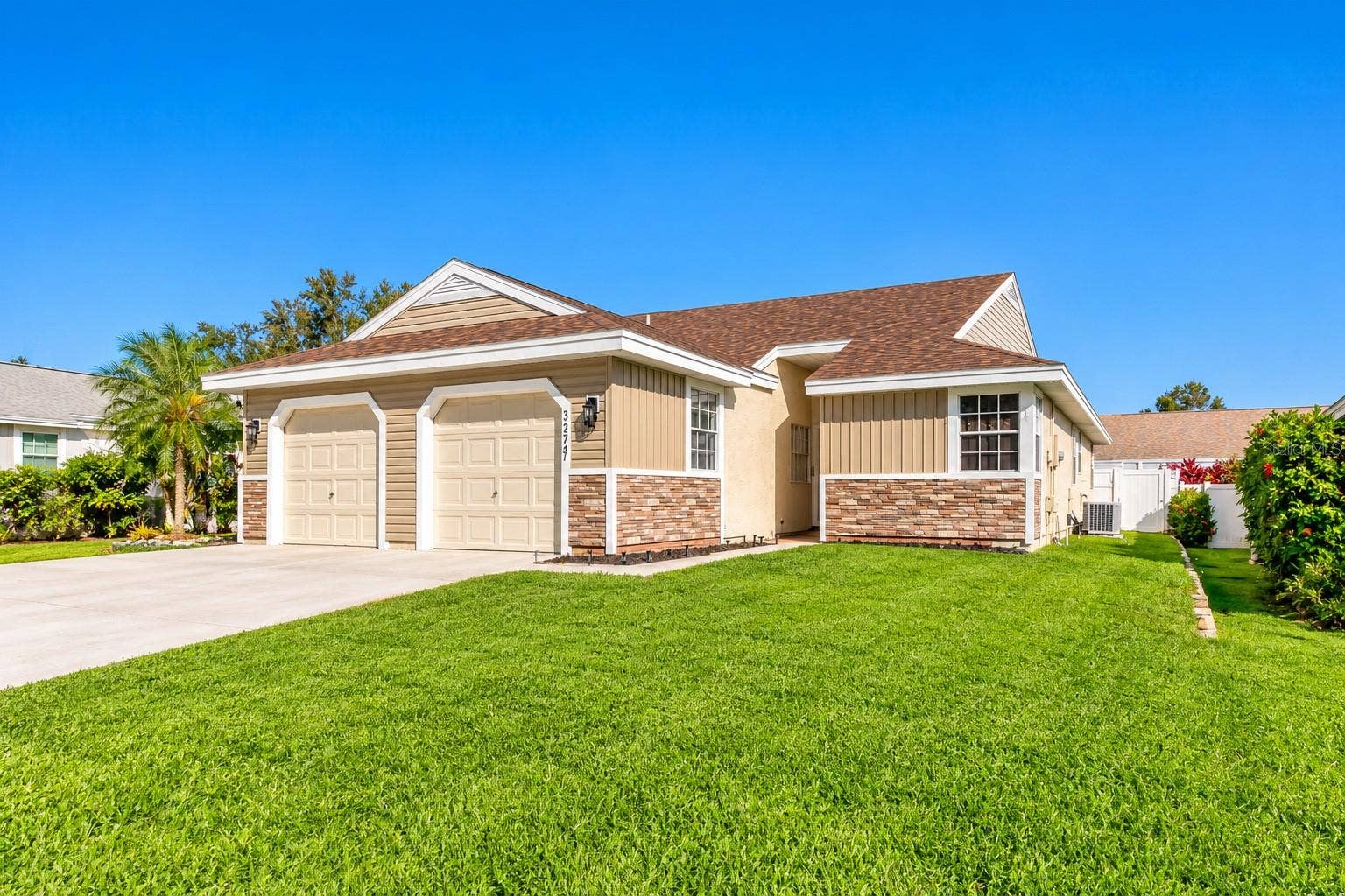 3277 HIBISCUS DRIVE, Palm Harbor, FL 34684 Exterior.