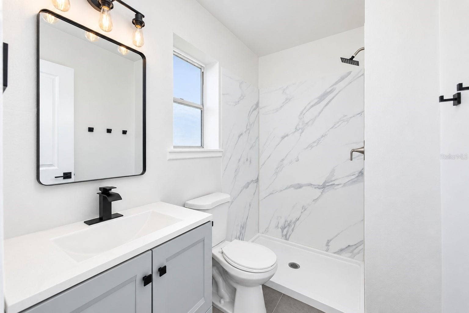 3277 HIBISCUS DRIVE, Palm Harbor, FL 34684 Master ensuite.