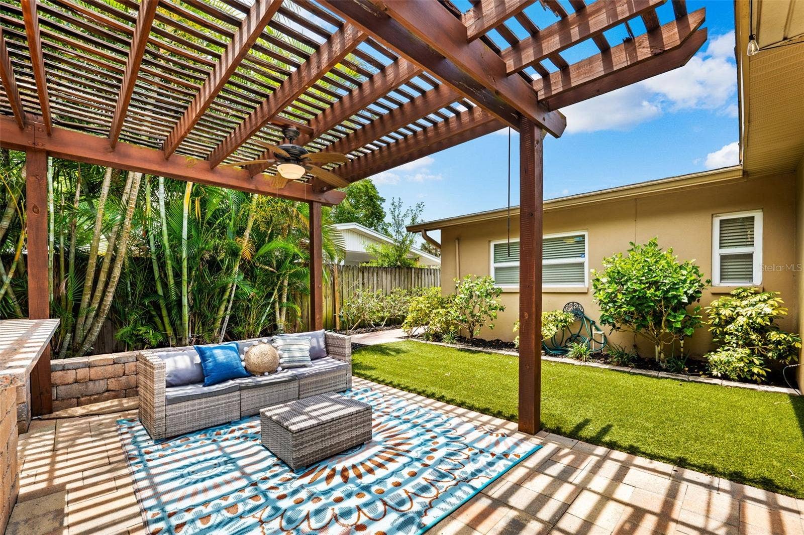3935 W EDEN ROC CIRCLE, Tampa, FL 33634