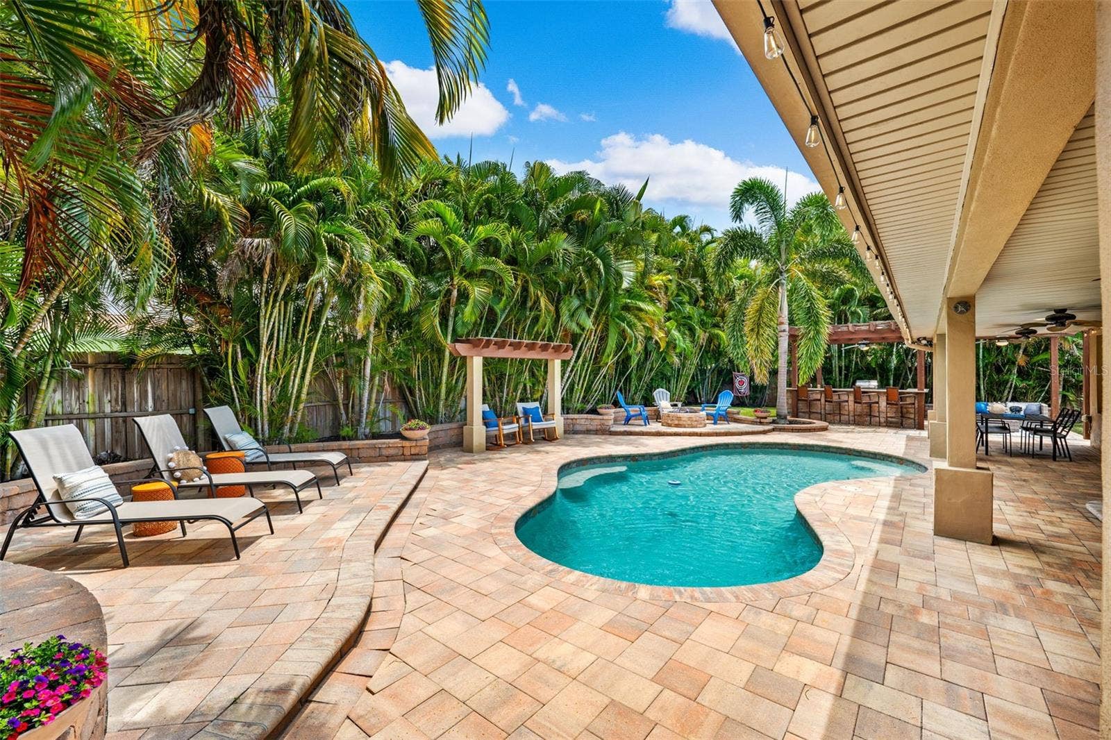 3935 W EDEN ROC CIRCLE, Tampa, FL 33634