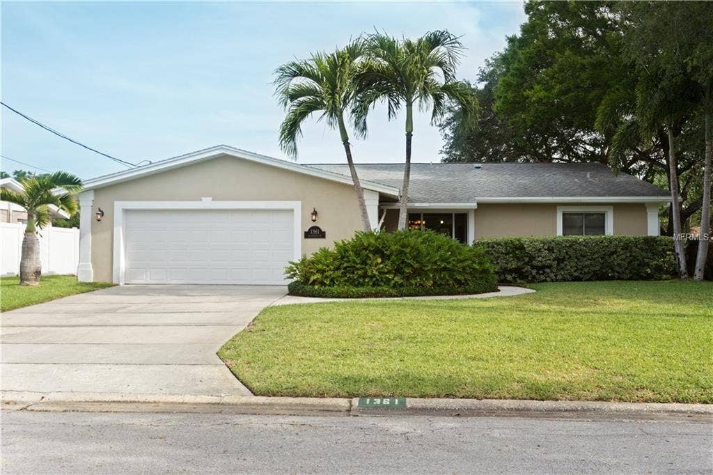 1361 46 AVENUE NE, St Petersburg, FL 33703 =