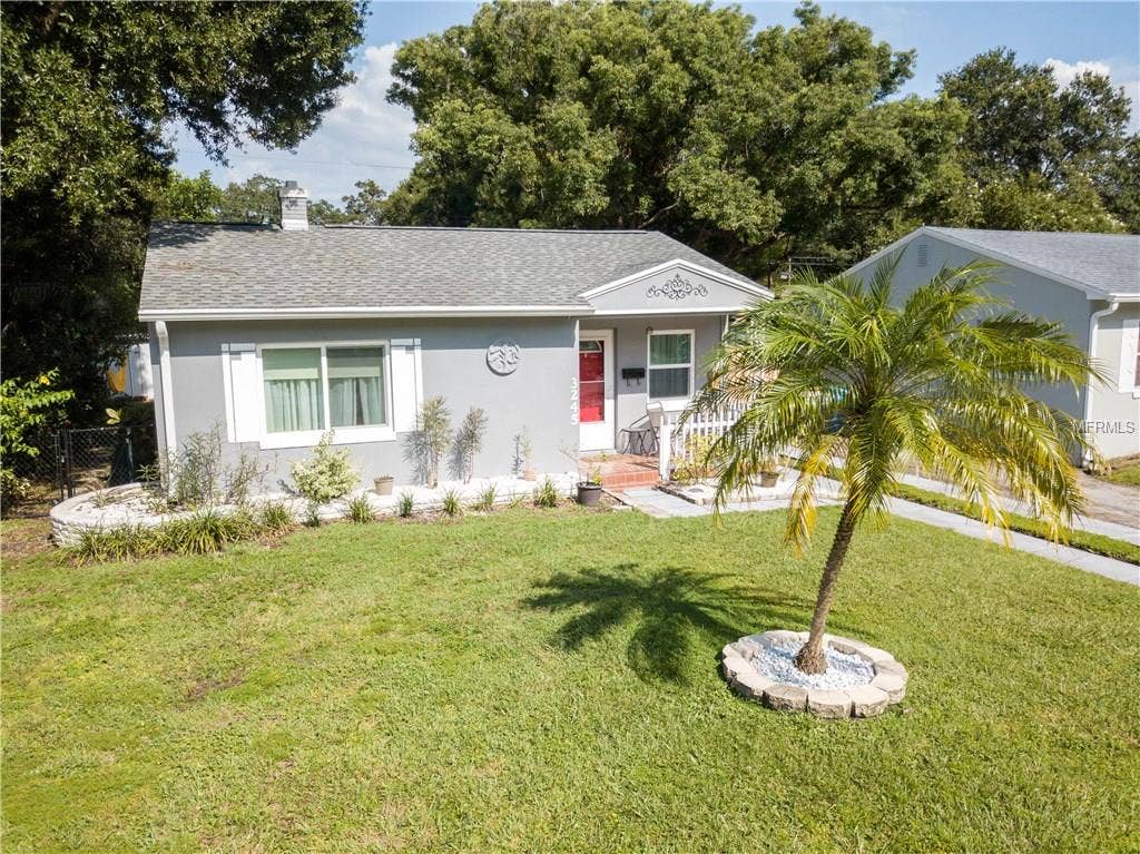 3245 14TH STREET N, St Petersburg, FL 33704 =