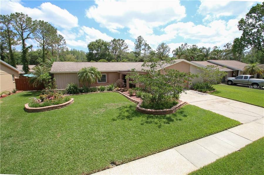 Property photo for 4214 BRIARBERRY LANE, Tampa, FL