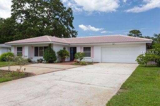 5145 VENETIAN BOULEVARD NE, St Petersburg, FL 33703 =