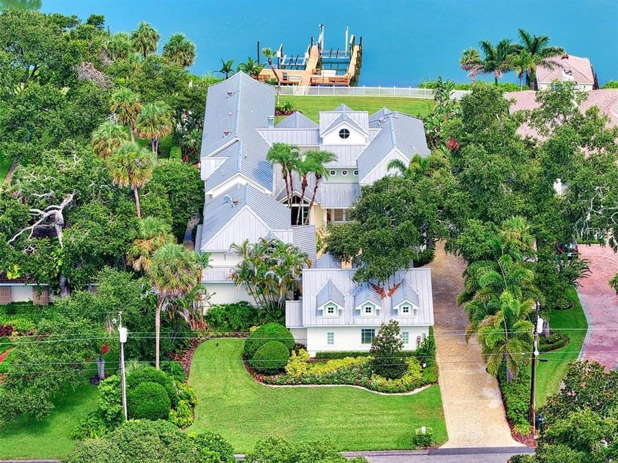 Property photo for 124 HARBOR VIEW LANE, Belleair Bluffs, FL