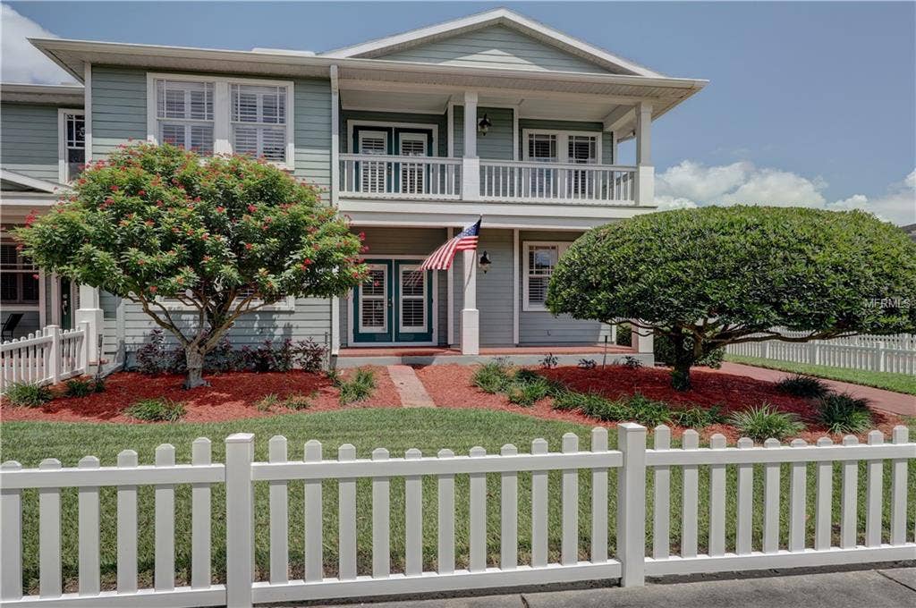 310 CLEVELAND AVENUE, Largo, FL 33770 =