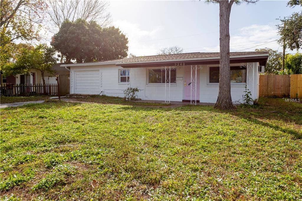 5240 97TH TERRACE N, Pinellas Park, FL 33782 =