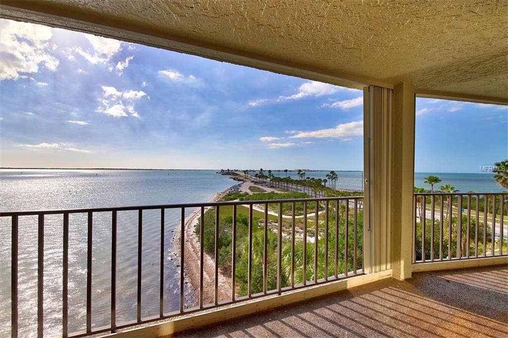 2598 GARY CIRCLE, #406, Dunedin, FL 34698 =
