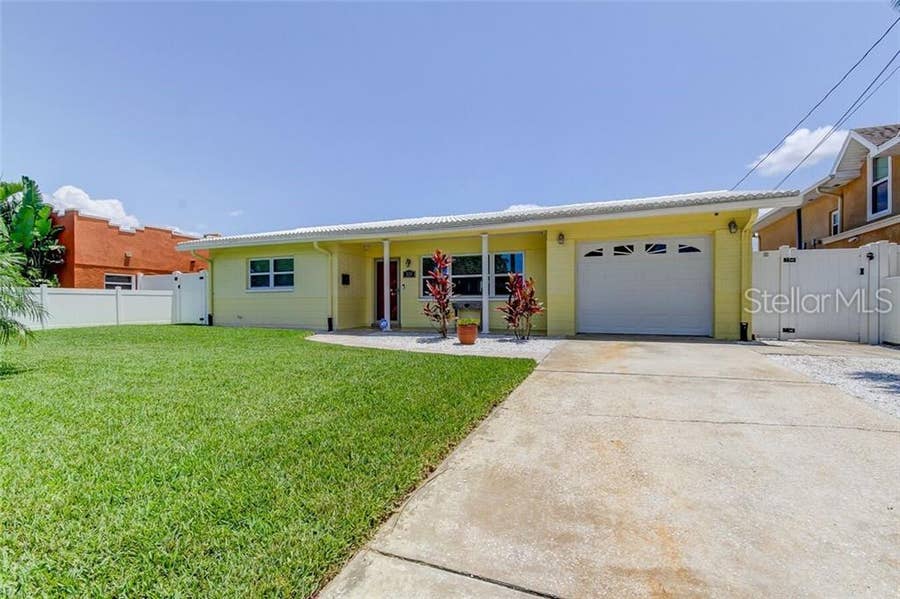 Property photo for 320 89TH AVENUE N, St Petersburg, FL