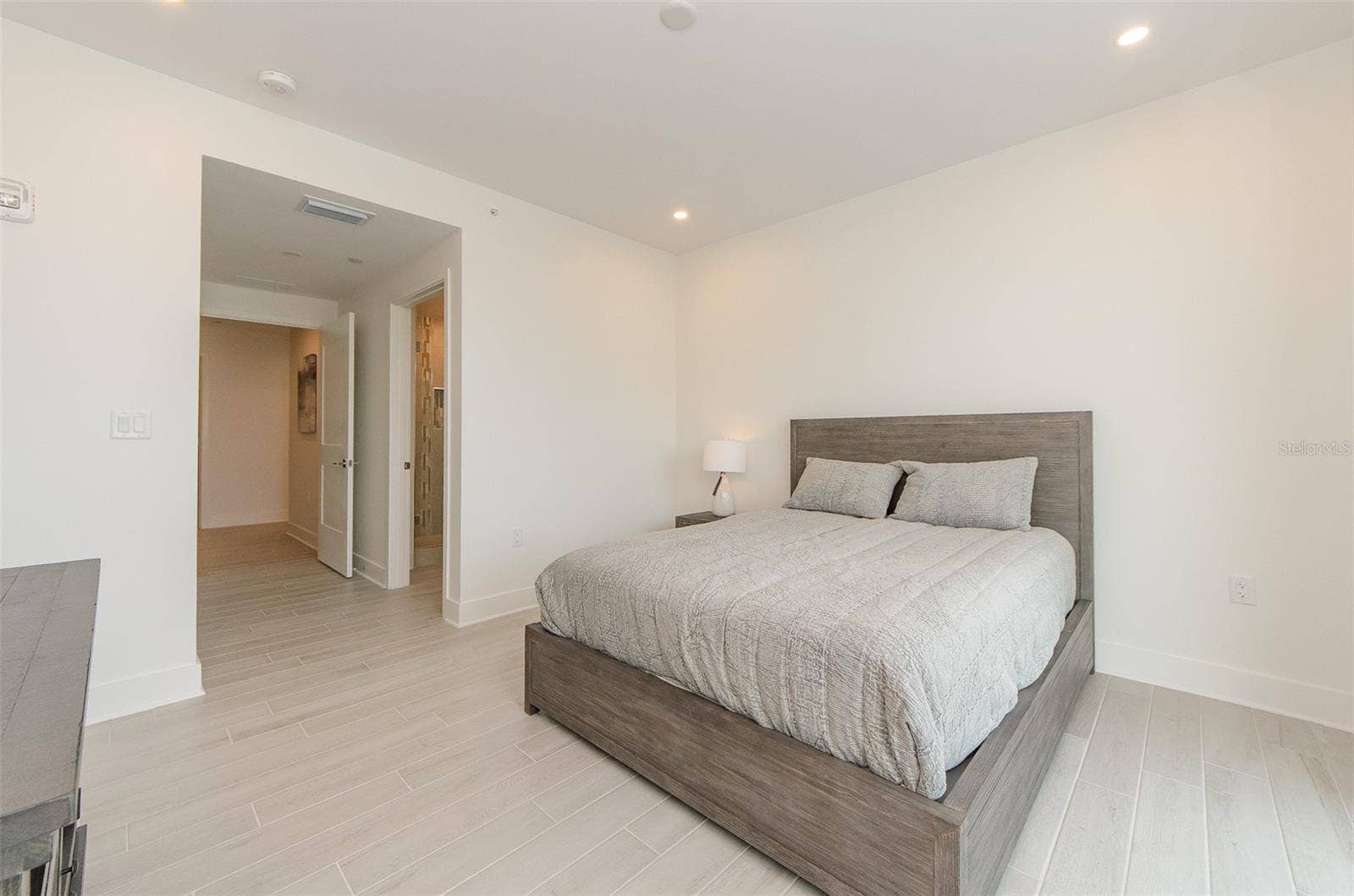 15 AVALON STREET, #702, Clearwater Beach, FL 33767 15 AVALON STREET, #702, Clearwater Beach, FL 33767