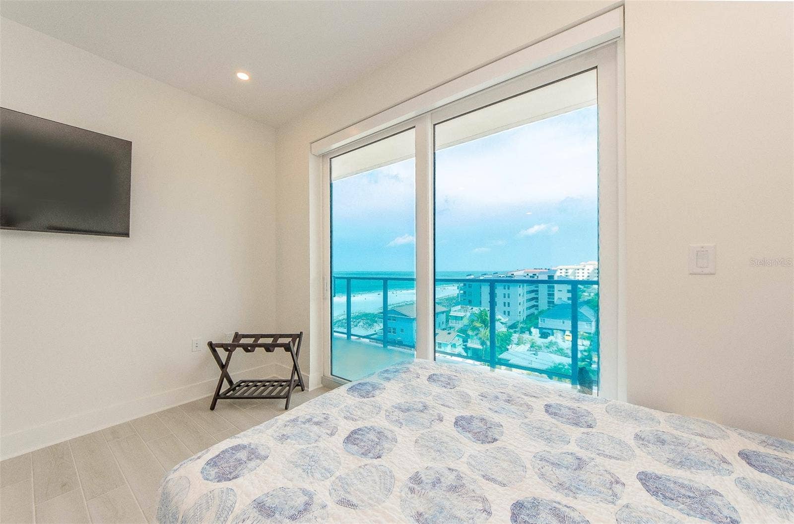 15 AVALON STREET, #702, Clearwater Beach, FL 33767 15 AVALON STREET, #702, Clearwater Beach, FL 33767
