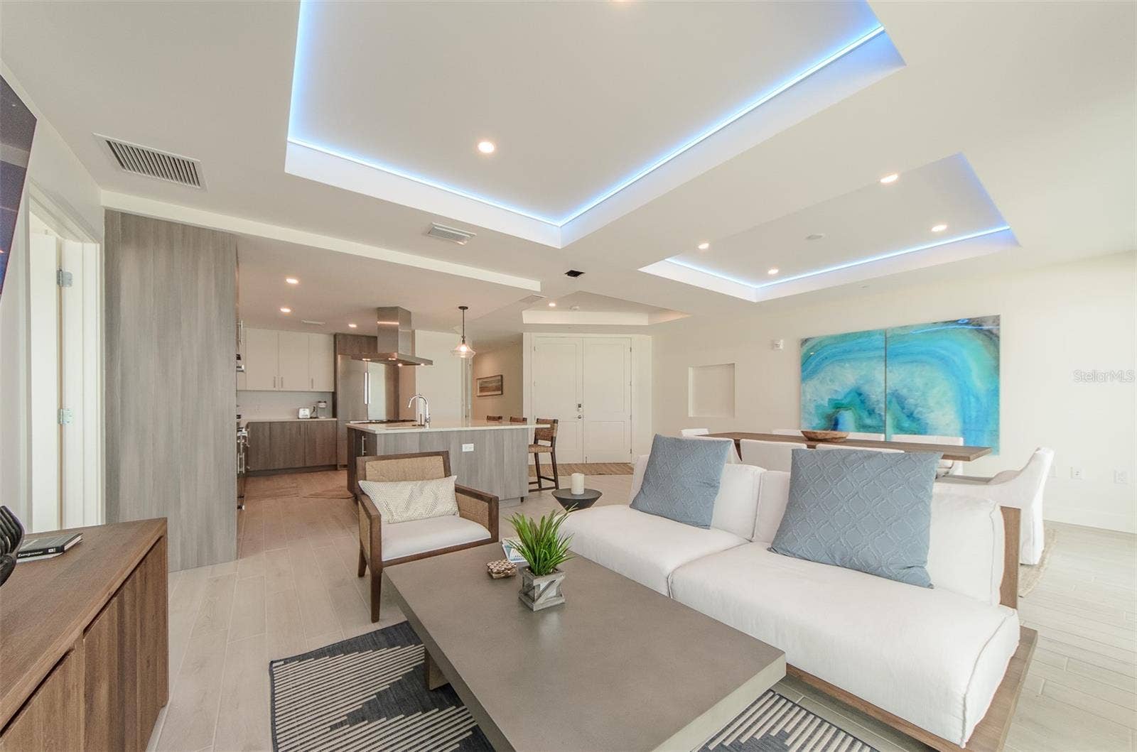15 AVALON STREET, #702, Clearwater Beach, FL 33767 15 AVALON STREET, #702, Clearwater Beach, FL 33767
