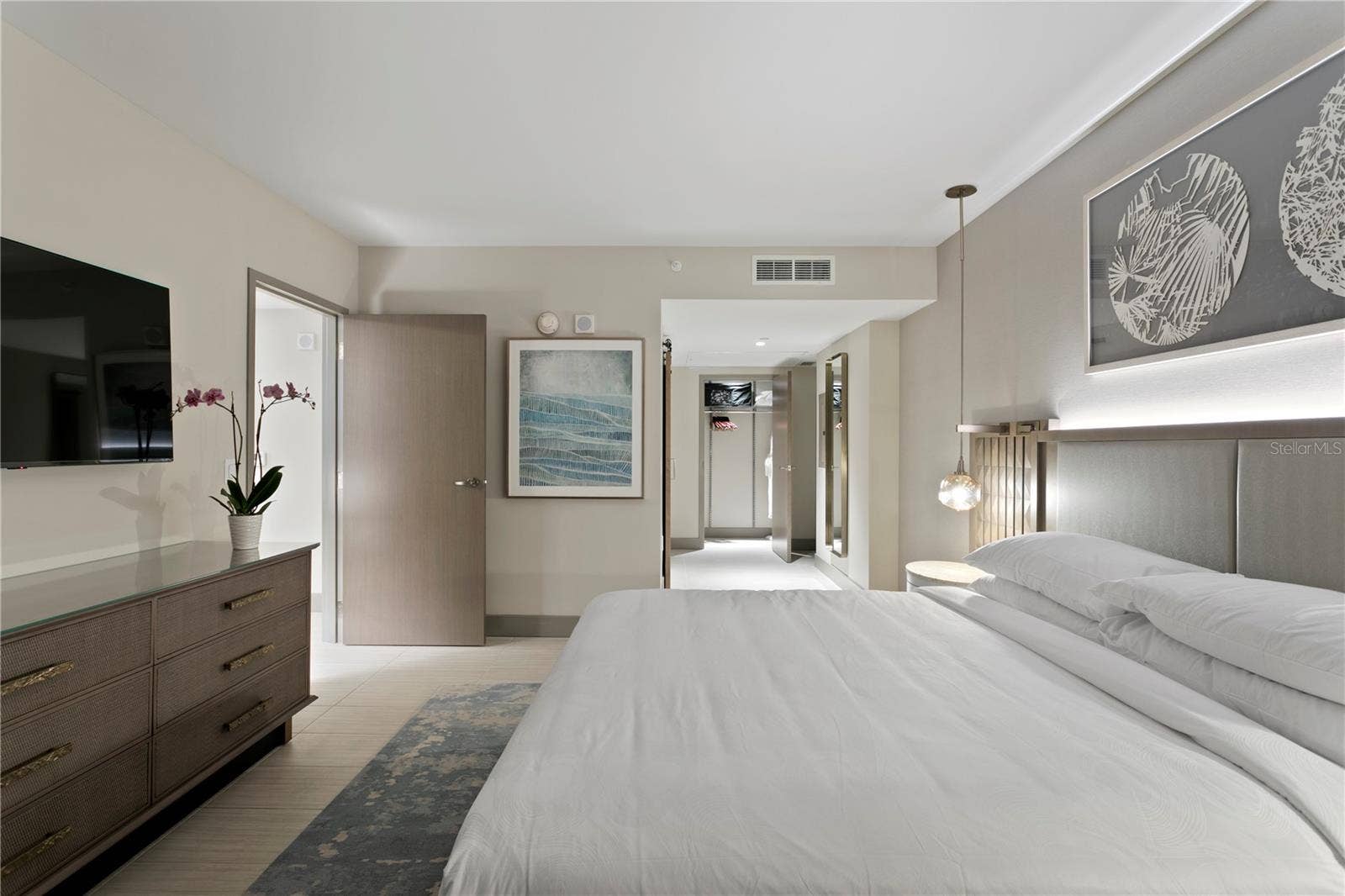 691 S GULFVIEW BOULEVARD, #1408, Clearwater Beach, FL 33767 691 S GULFVIEW BOULEVARD, #1408, Clearwater Beach, FL 33767