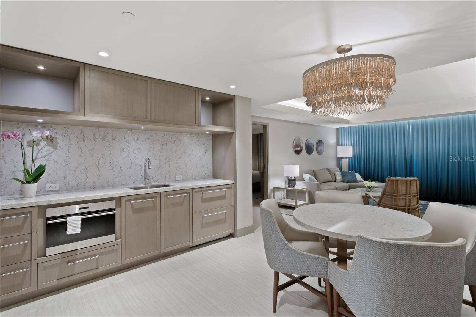 691 S GULFVIEW BOULEVARD, #1408, Clearwater Beach, FL 33767 691 S GULFVIEW BOULEVARD, #1408, Clearwater Beach, FL 33767