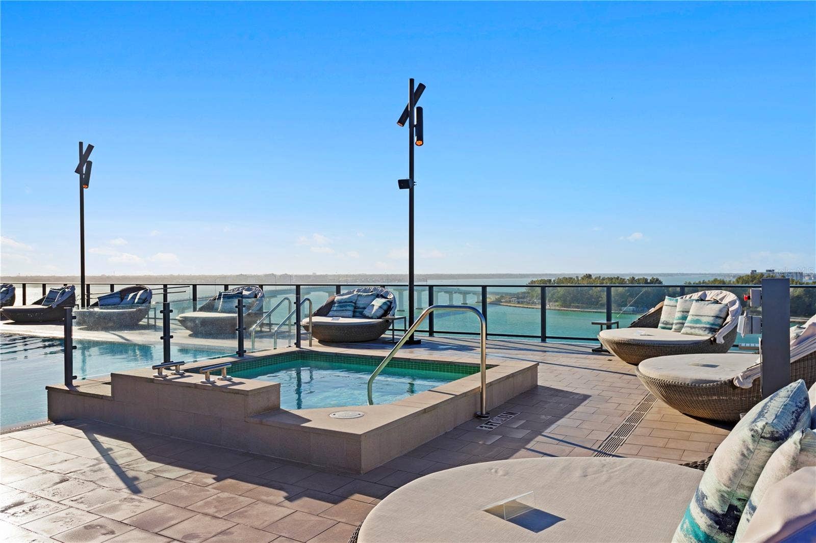 691 S GULFVIEW BOULEVARD, #1408, Clearwater Beach, FL 33767 691 S GULFVIEW BOULEVARD, #1408, Clearwater Beach, FL 33767