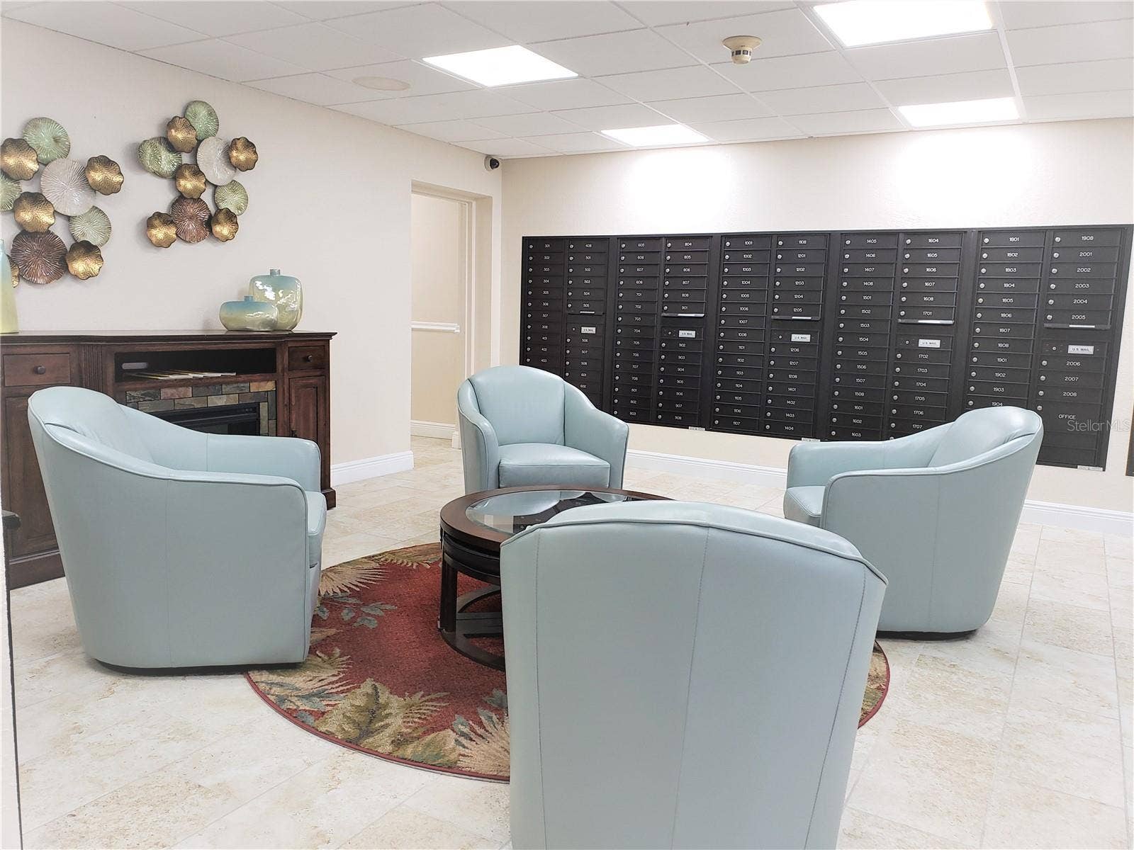 1270 GULF BOULEVARD, #708, Clearwater, FL 33767 lobby - common area